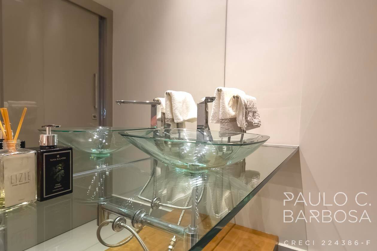 Apartamento para alugar com 3 quartos, 220m² - Foto 15