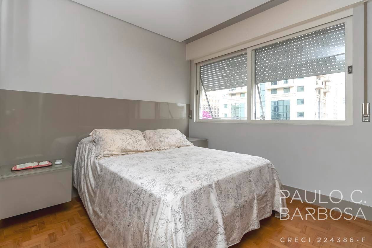 Apartamento para alugar com 3 quartos, 220m² - Foto 18