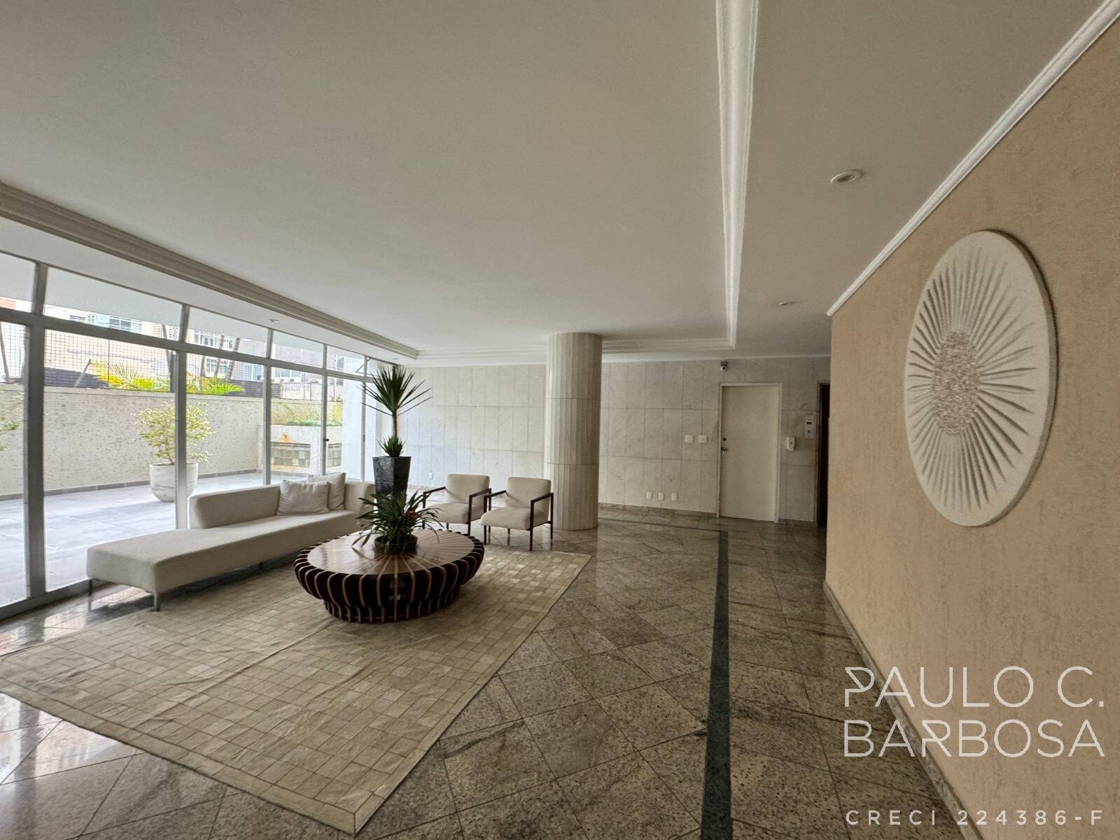 Apartamento para alugar com 3 quartos, 220m² - Foto 30