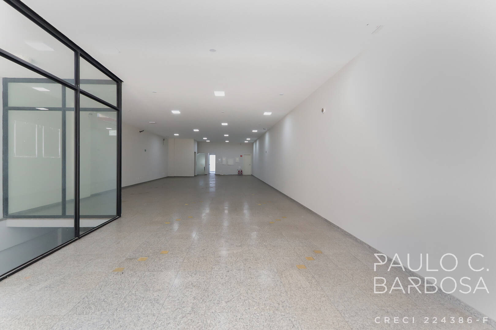 Prédio Inteiro para alugar, 728m² - Foto 3