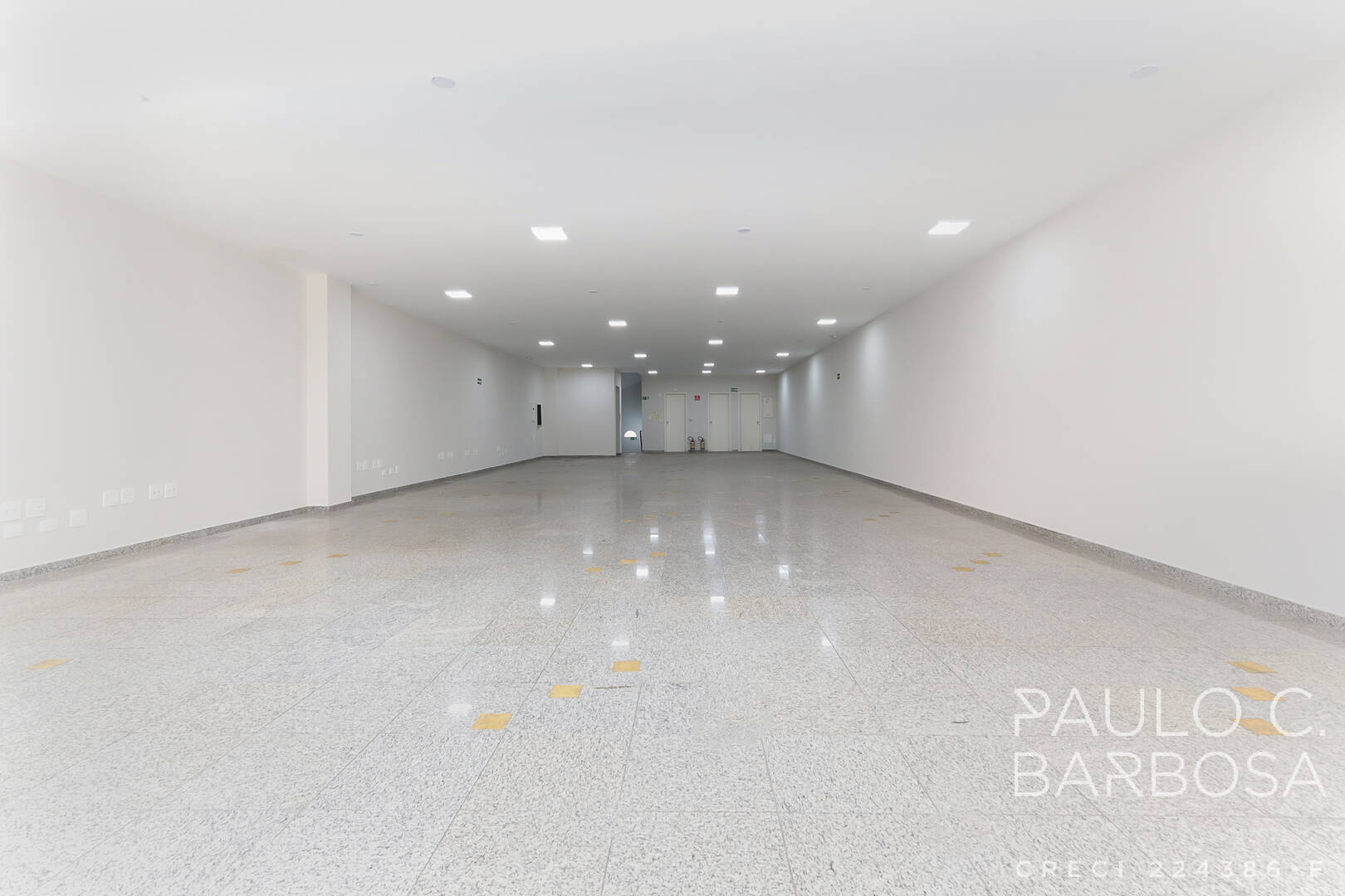 Prédio Inteiro para alugar, 728m² - Foto 12