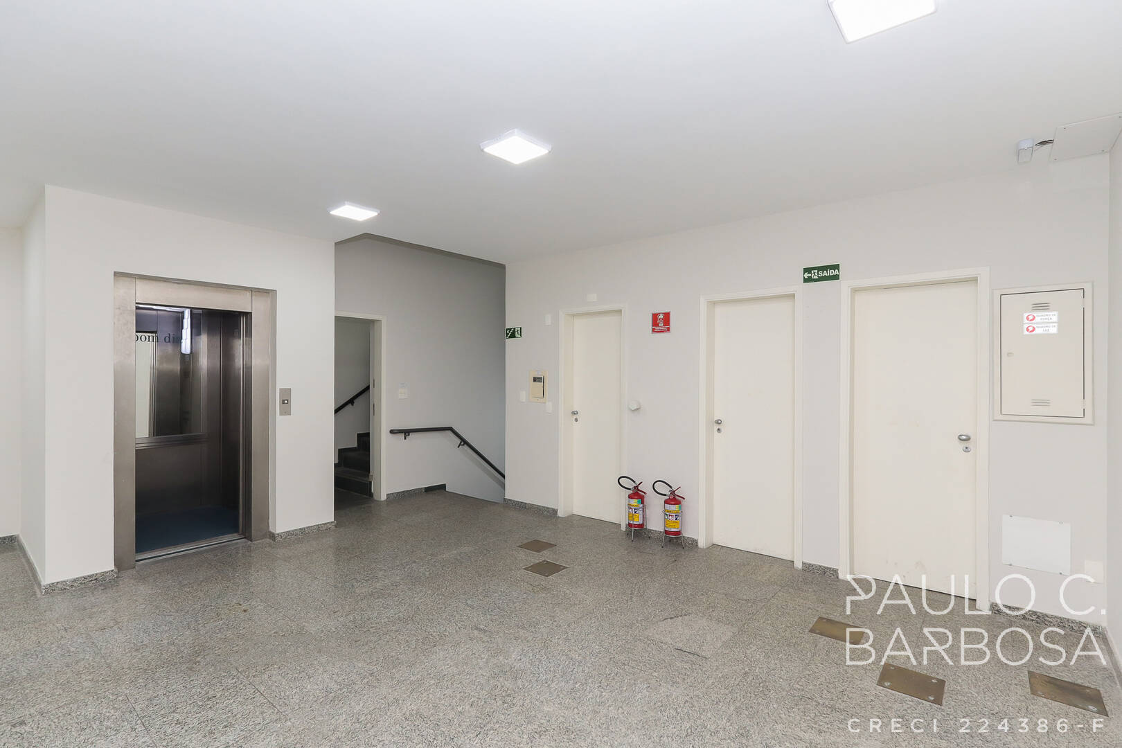 Prédio Inteiro para alugar, 728m² - Foto 13