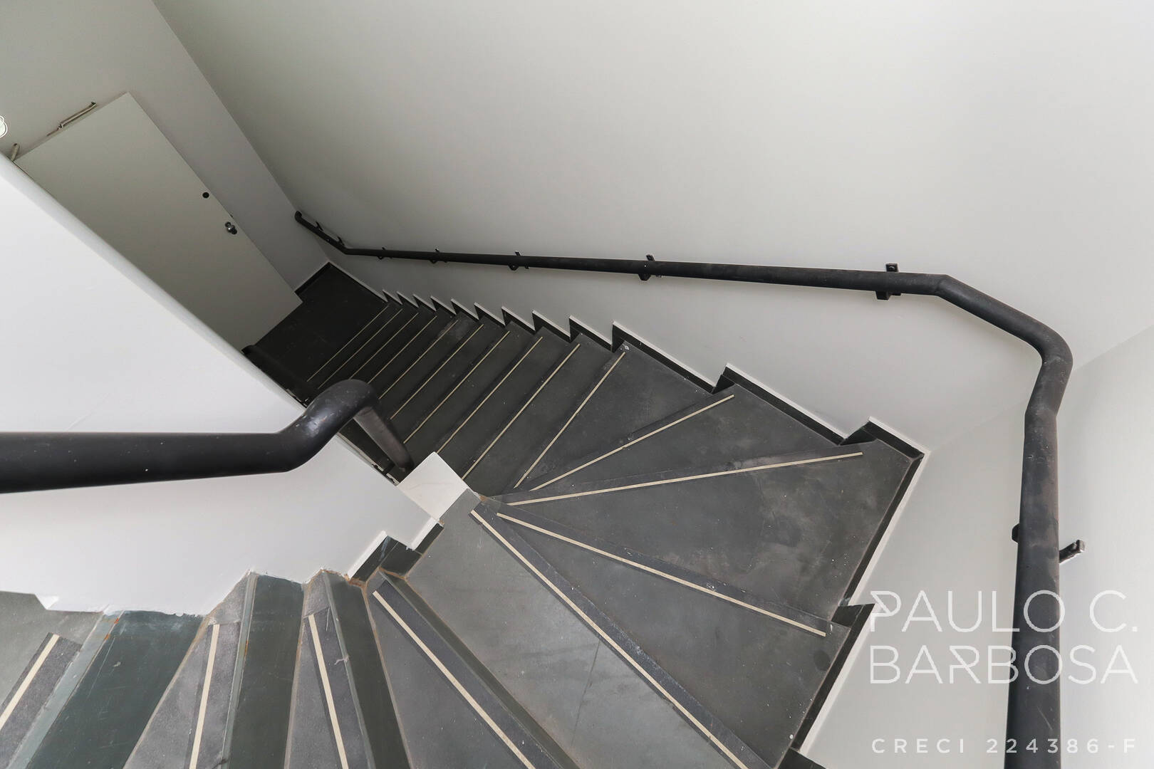Prédio Inteiro para alugar, 728m² - Foto 17