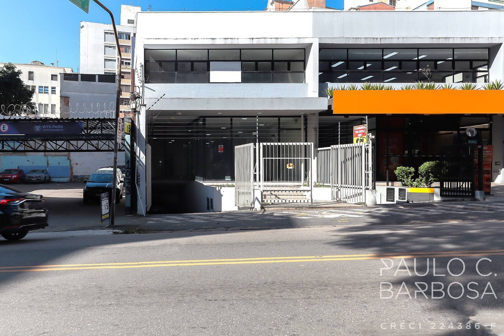 Prédio Inteiro para alugar, 728m² - Foto 1